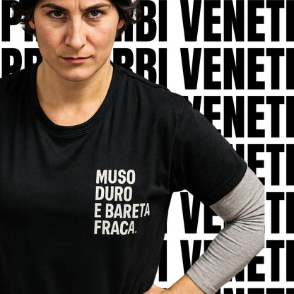 T-shirt MUSO DURO E BARETA FRACA